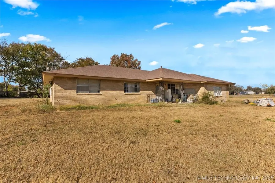 18954 S Hisaw Drive, Claremore, OK 74017 - Image #2