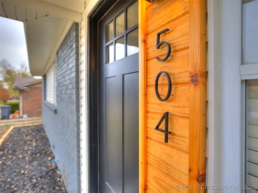 504 S 104th East Avenue, Tulsa, OK 74128 - Image #2
