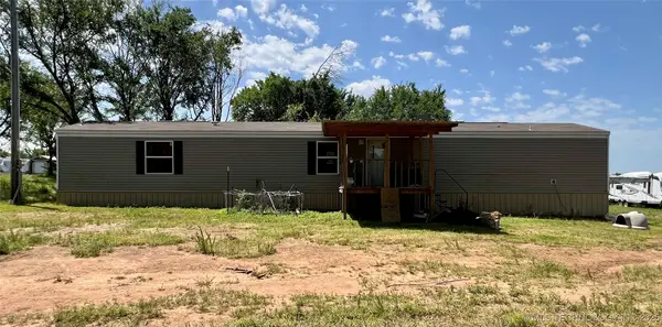 424470 E 1020, Checotah, OK 74426