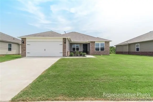 7025 S Maple Avenue, Broken Arrow, OK 74011 - Image #1
