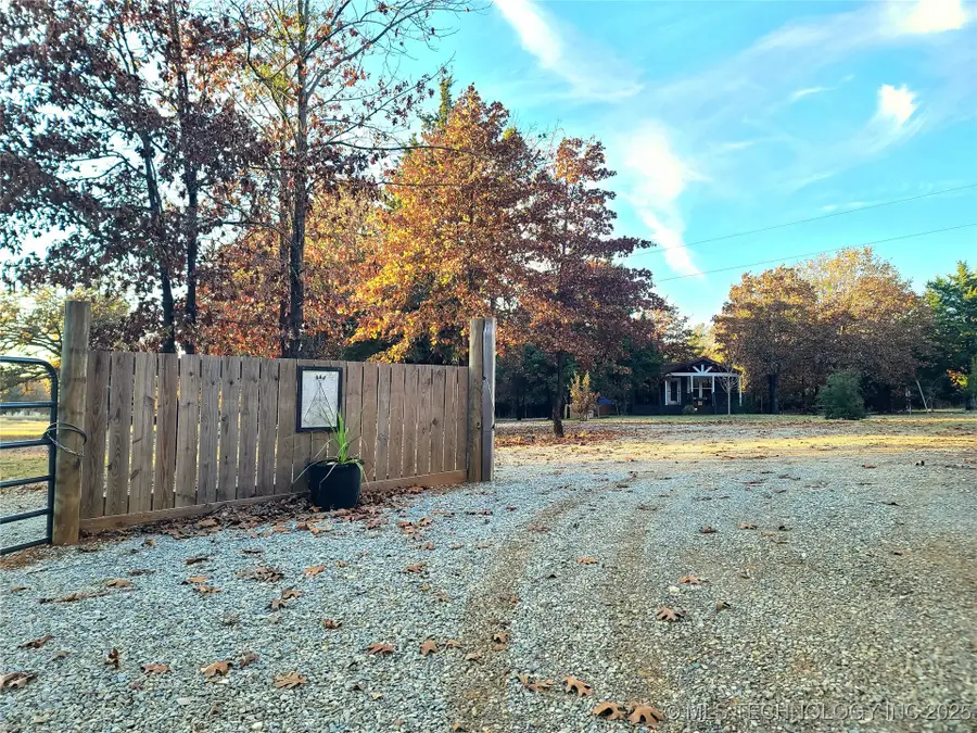 777 Caddo Hills, Caddo, OK 74729 - Image #2