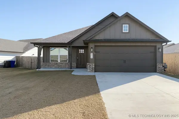 6619 S 18th Place, Broken Arrow, OK 74011