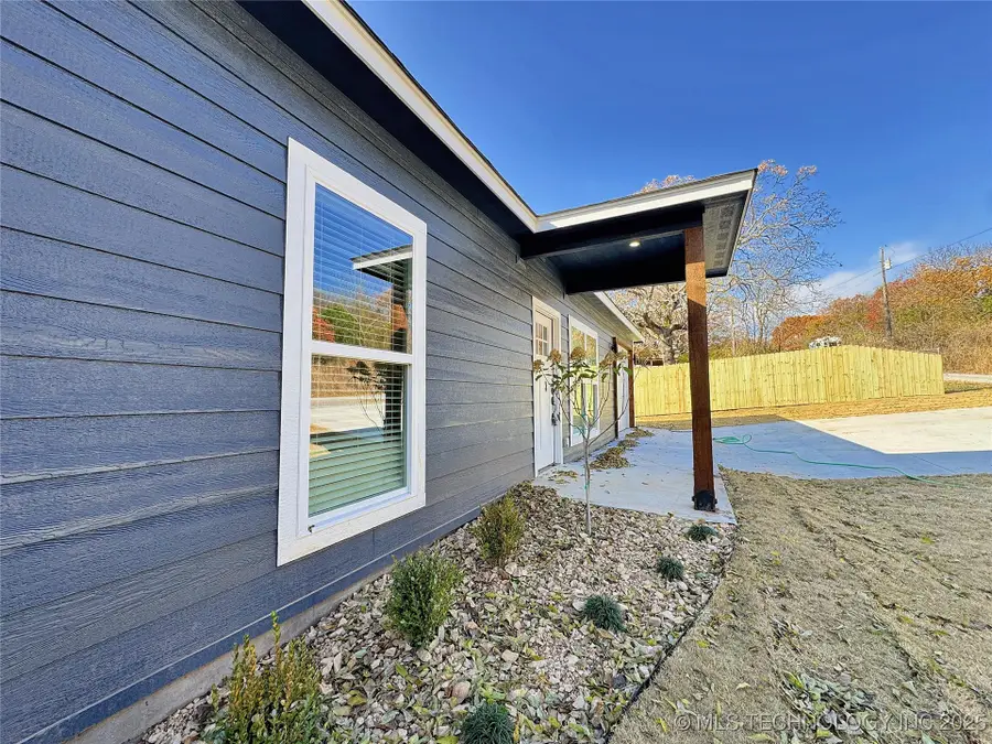 11825 W 838 Road, Tahlequah, OK 74464 - Image #2