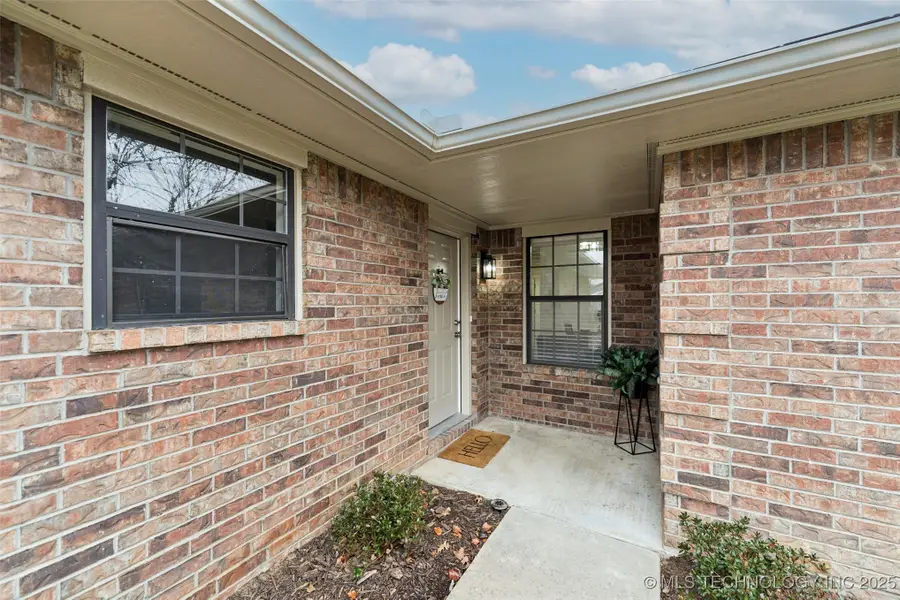 604 W 20th Street S, Claremore, OK 74019 - Image #3