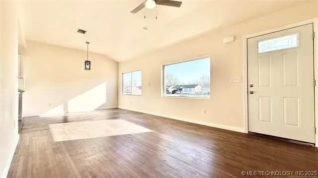 4328 N Hartford Avenue, Tulsa, OK 74106 - Image #3