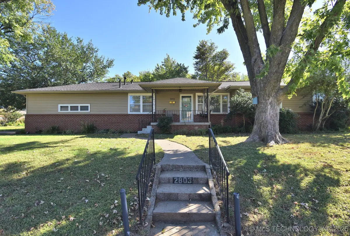 2803 S Gary Place, Tulsa, OK 74114 - Image #1