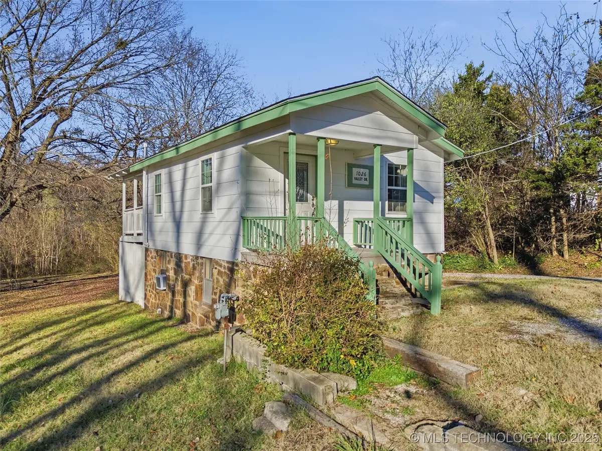 1026 Valley Drive, Sand Springs, OK 74063 - Image #1