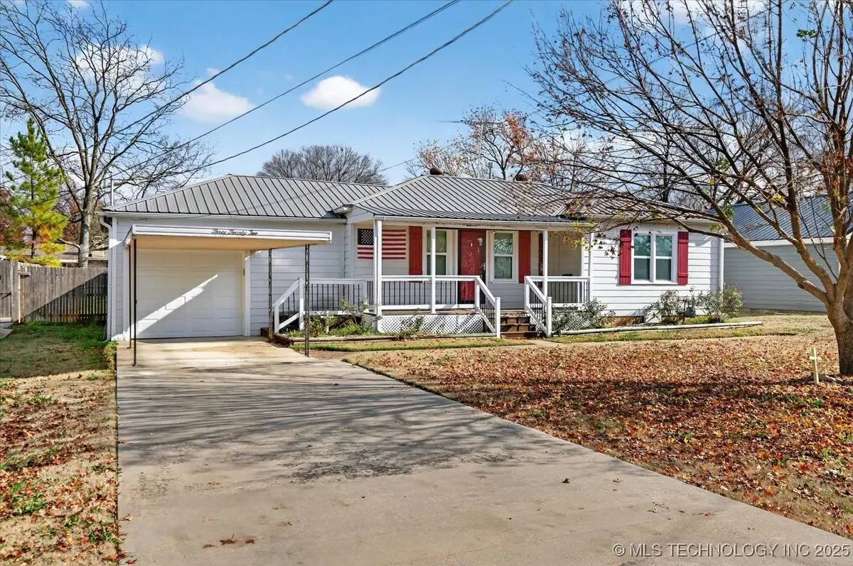 322 NE Rockwood Avenue, Bartlesville, OK 74006 - Image #1
