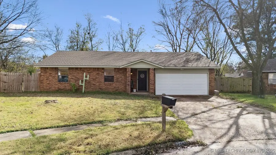 2613 S Sycamore Avenue, Broken Arrow, OK 74012 - Image #2