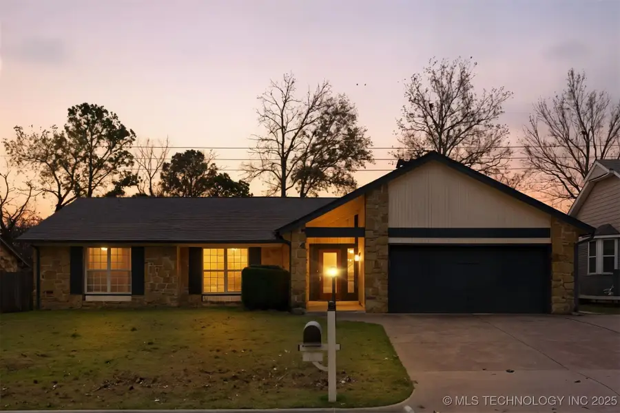 7004 E 93rd Street, Tulsa, OK 74133 - Image #2