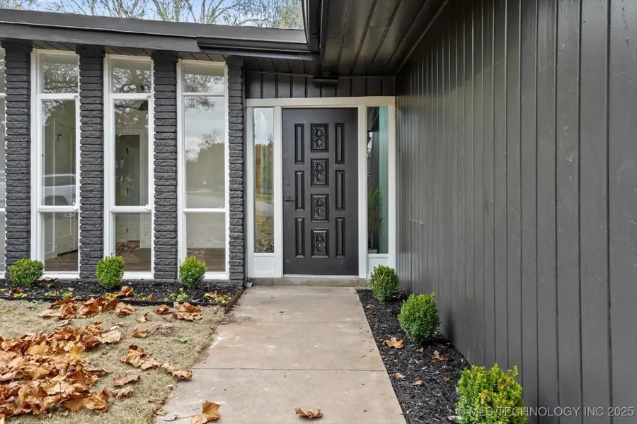 5248 S Marion Avenue, Tulsa, OK 74135 - Image #2