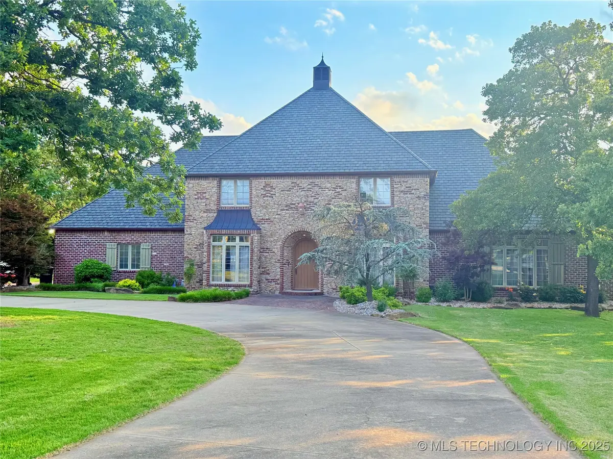 4224 S 69th West Avenue, Tulsa, OK 74107 - #1