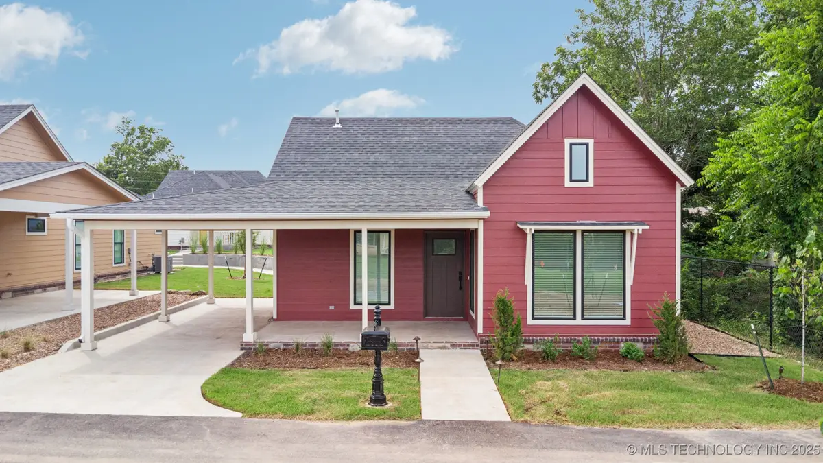 210 S Bluff Street #B, Catoosa, OK 74015 - Image #1