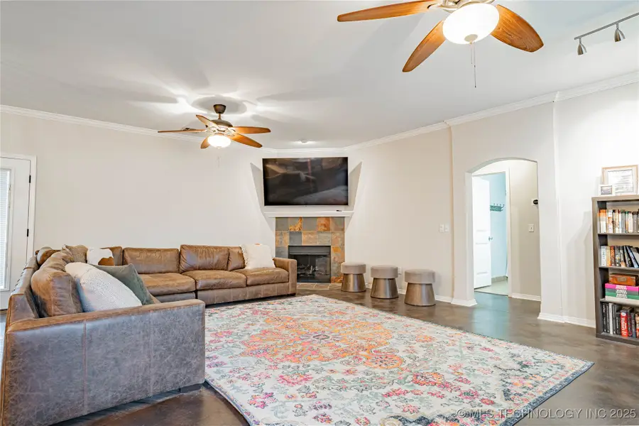 906 Aspenwood Street, Cleveland, OK 74020 - Image #2