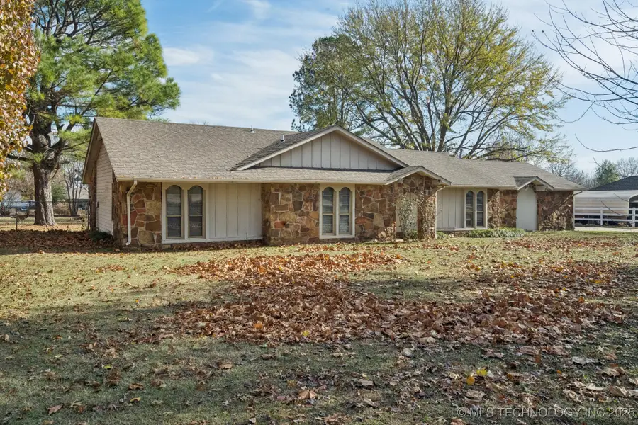9319 S Highland Drive, Broken Arrow, OK 74014 - Image #2
