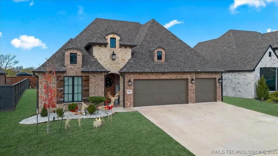 8704 S Quanah Avenue W, Tulsa, OK 74132 - Image #2