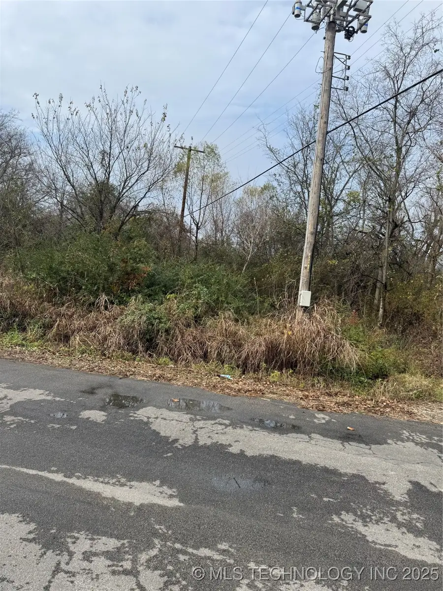 1127 N 3rd, Muskogee, OK 74401 - Image #2