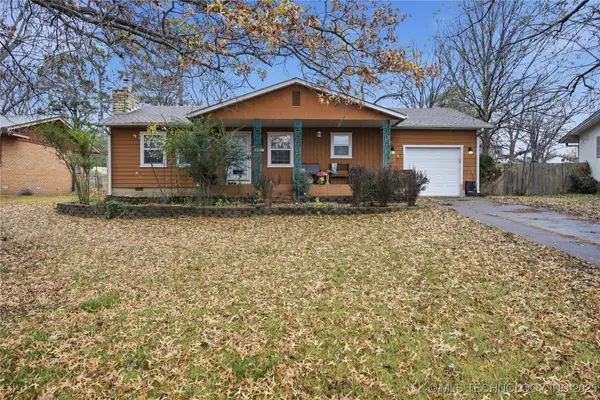 215 E Fuller Street, Tahlequah, OK 74464