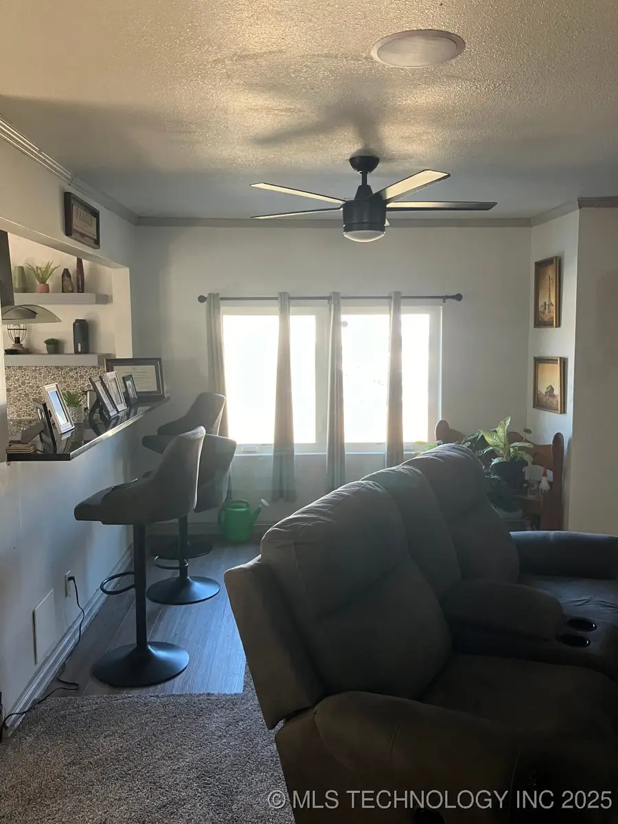 32 E 44th Place, Tulsa, OK 74106 - Image #2