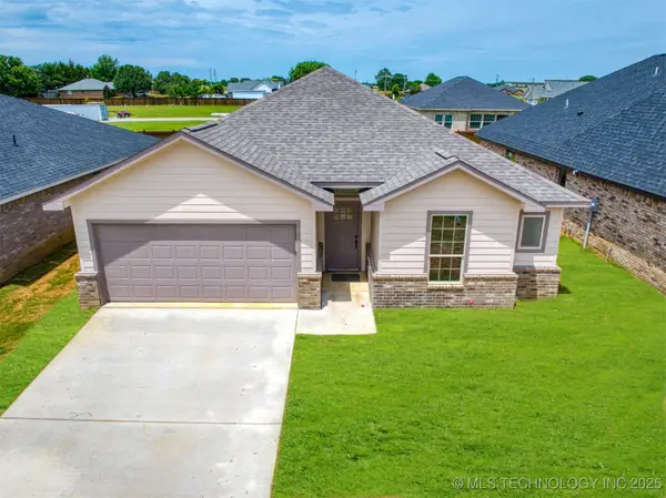 1193 Wild Indigo Circle, Calera, OK 74730