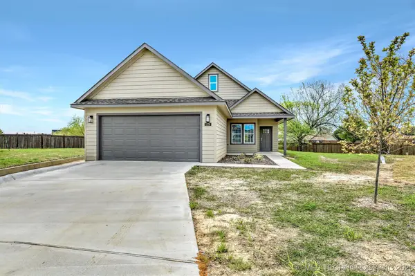 1178 Wild Indigo Circle, Calera, OK 74730