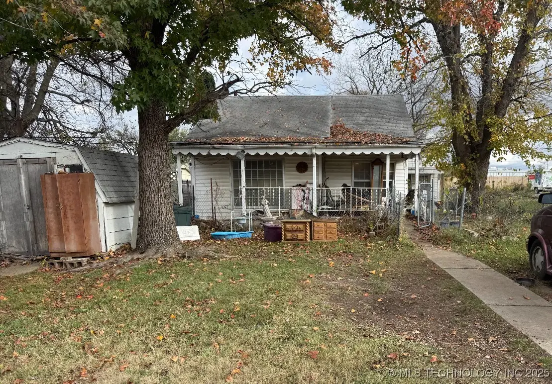 107 N Orphan Street, Pryor, OK 74361 - Image #1