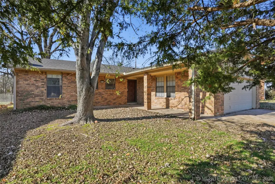 804 S Lions Avenue, Broken Arrow, OK 74012 - Image #3