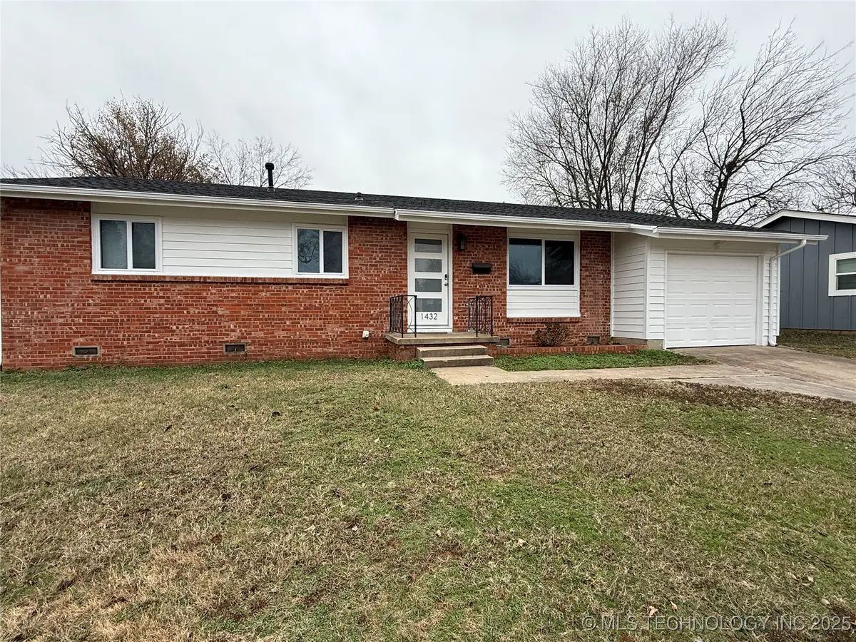 1432 E Denton Avenue, Sapulpa, OK 74066 - Image #1