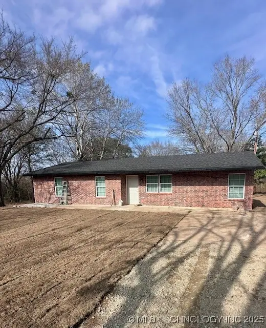 1624 W Woodcraft Road, Bennington, OK 74723