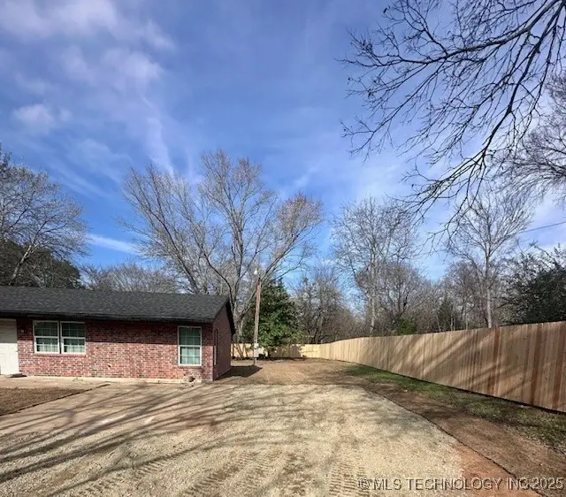 1624 W Woodcraft Road, Bennington, OK 74723 - Image #2