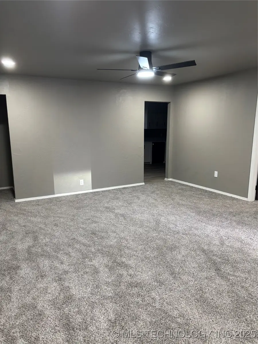 413 E 8th Street, Cushing, OK 74023 - Image #2