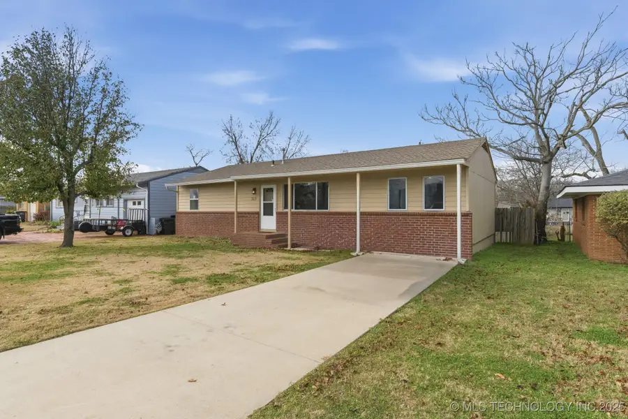 313 N Cummings Avenue, Bartlesville, OK 74006 - Image #2