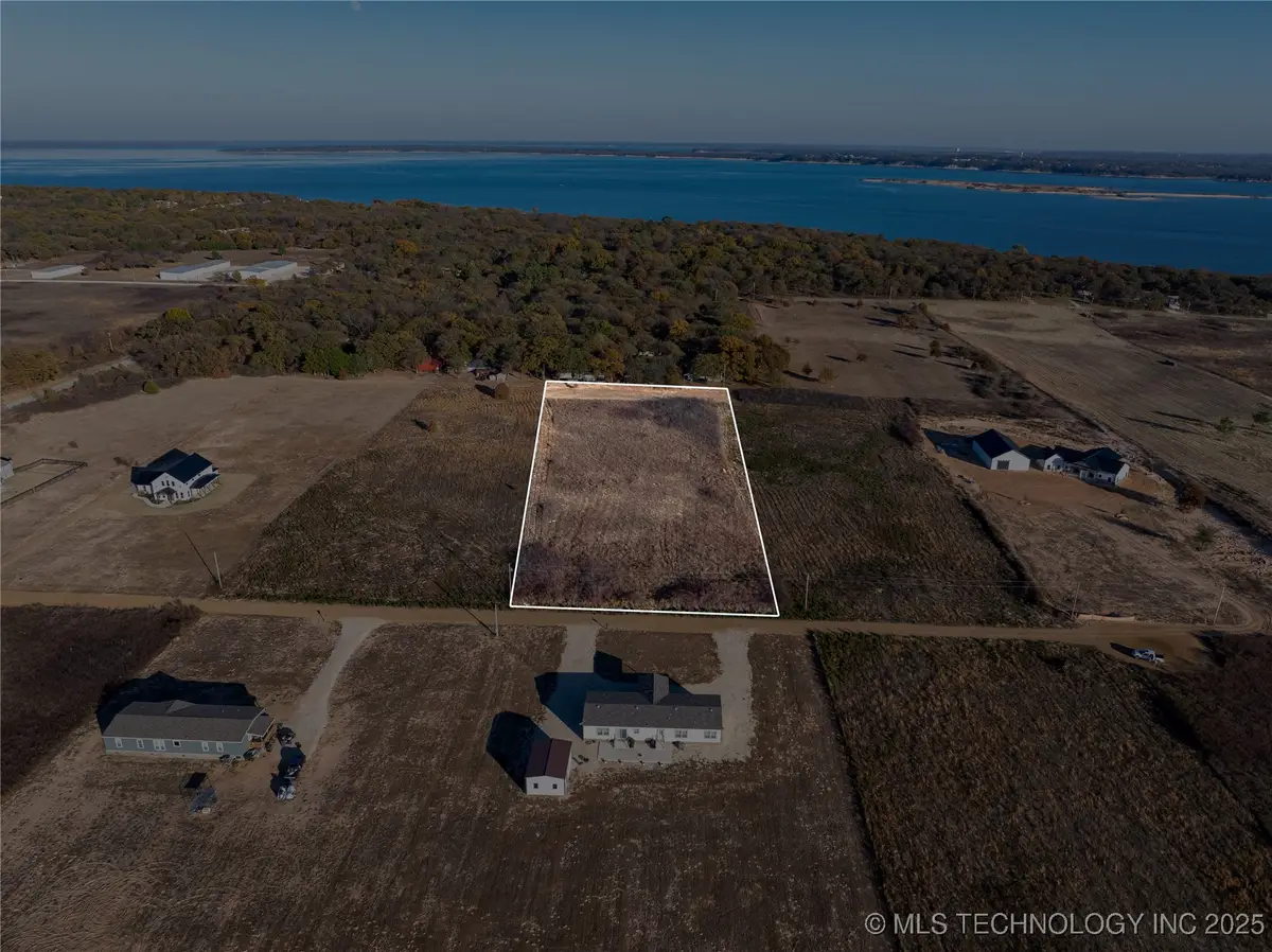 004 Lago Vista Lane, Kingston, OK 73439 - Image #1