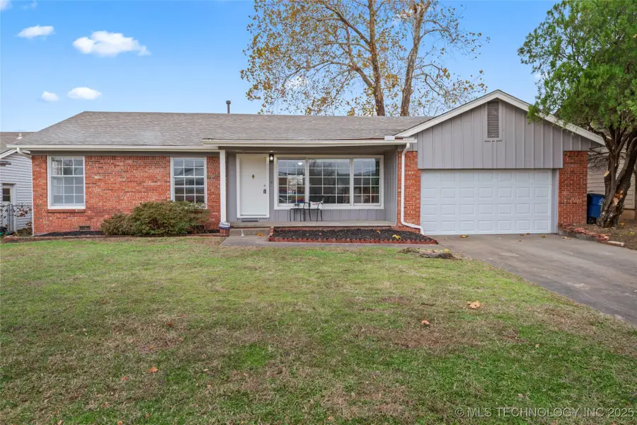 5808 E 21st Place, Tulsa, OK 74114 - Image #2