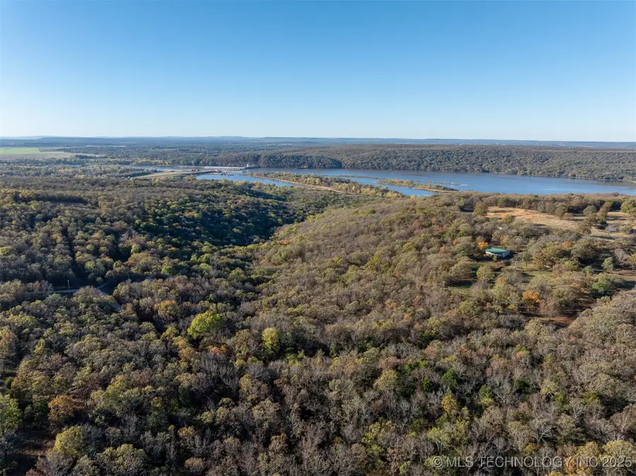 6 S 128th Street, Gore, OK 74435 - Image #3