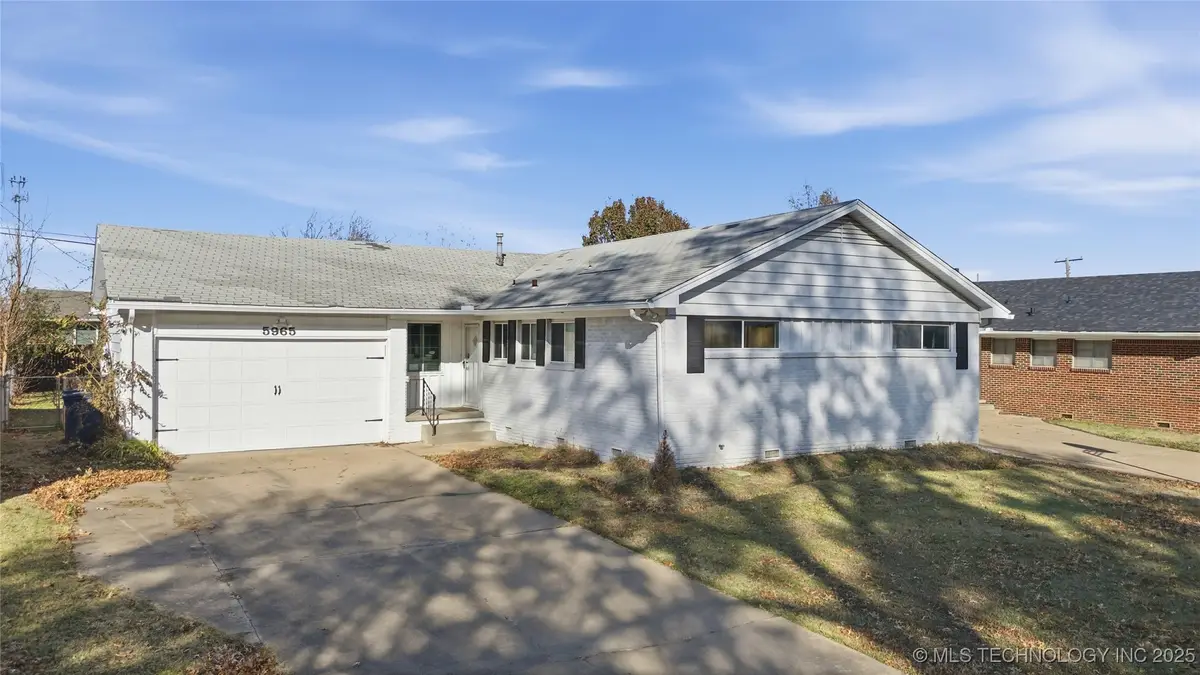 5965 E 24th Place, Tulsa, OK 74114 - Image #1