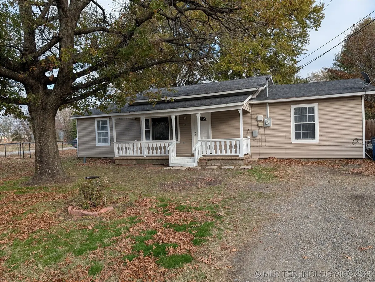 301 S Lincoln Avenue, Wagoner, OK 74467 - Image #1
