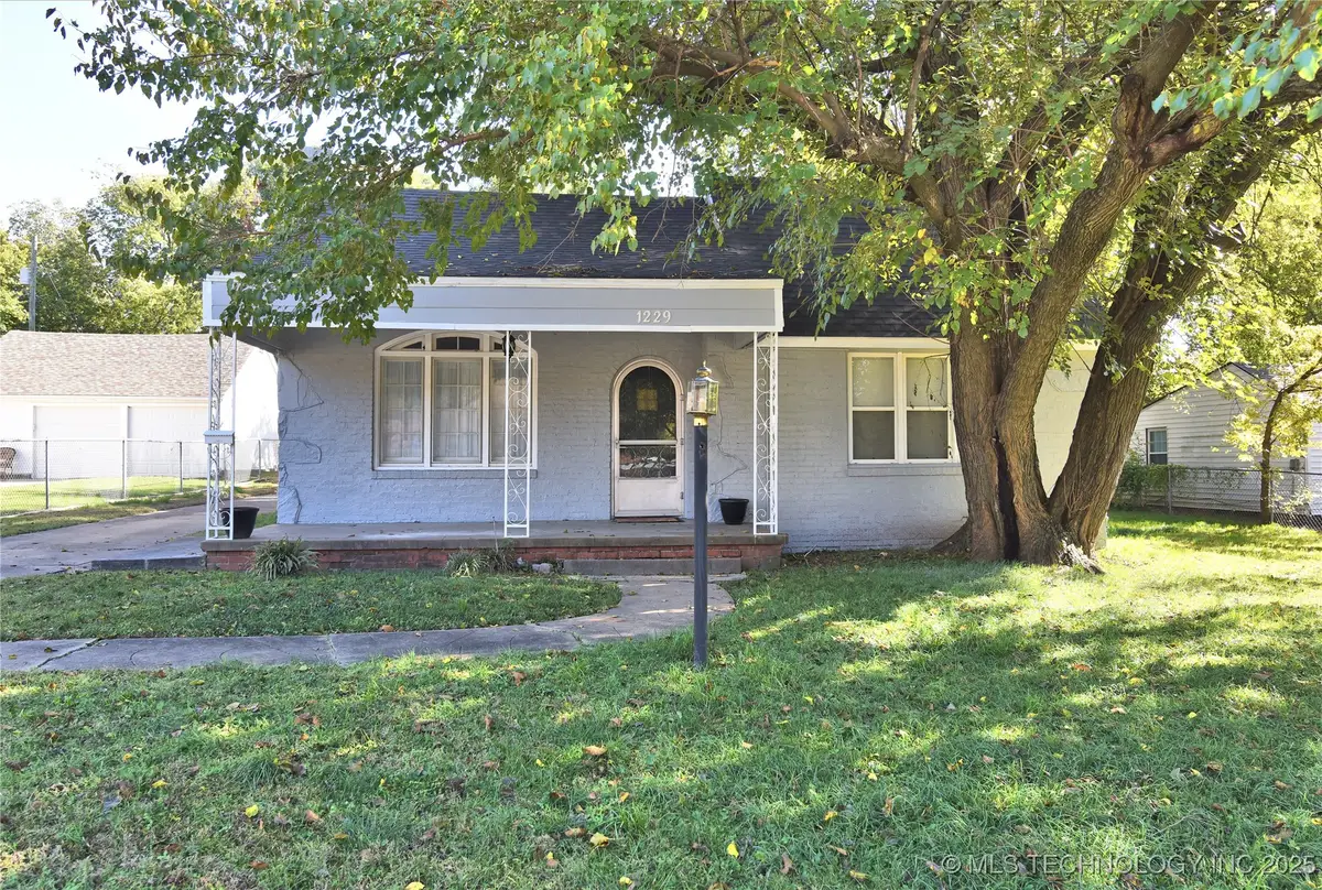 1229 S Braden Avenue, Tulsa, OK 74112 - Image #1