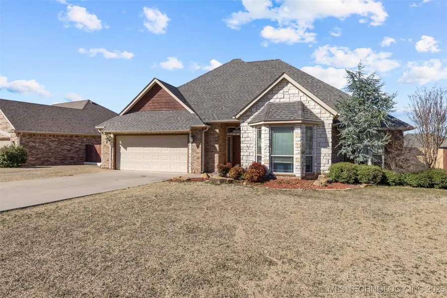 820 Cypress, Ada, OK 74820 - Image #2