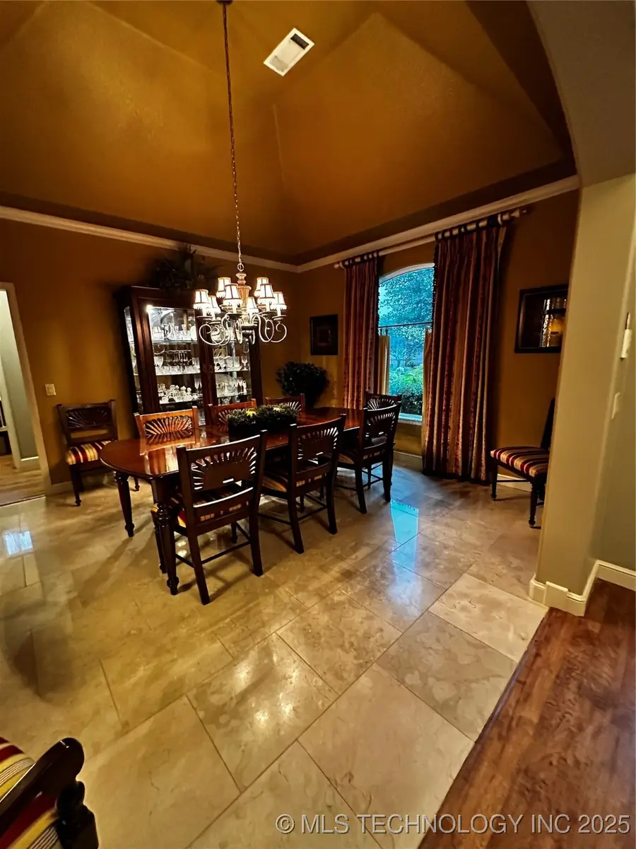 304 E 123rd Court S, Jenks, OK 74037 - Image #3