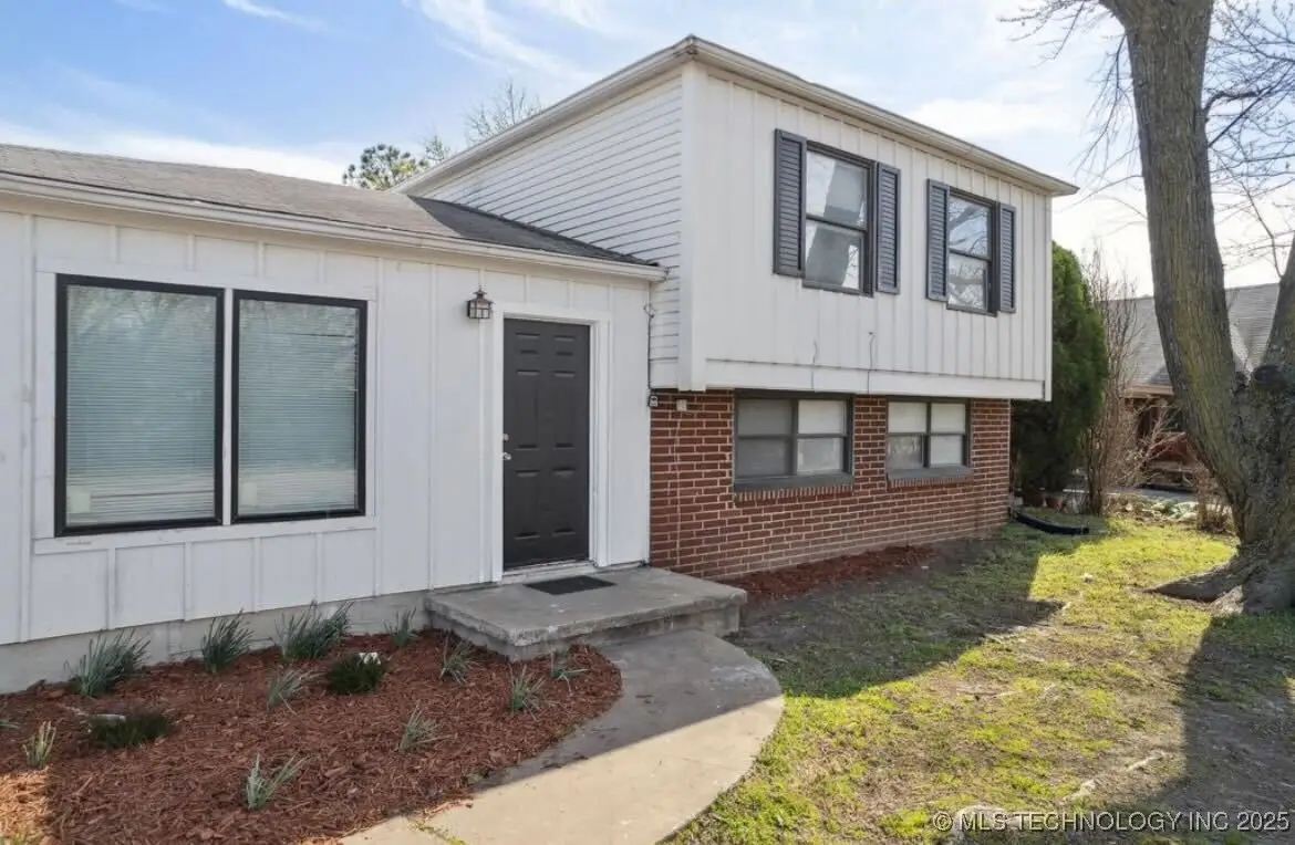 2129 S 103rd East Avenue, Tulsa, OK 74129 - Image #1