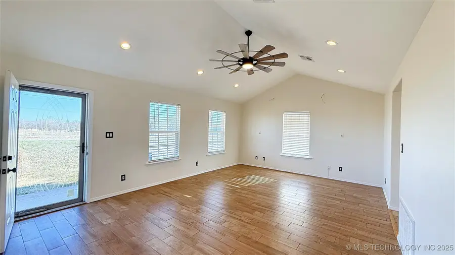 8195 Hwy 82 A, Tahlequah, OK 74464 - Image #2