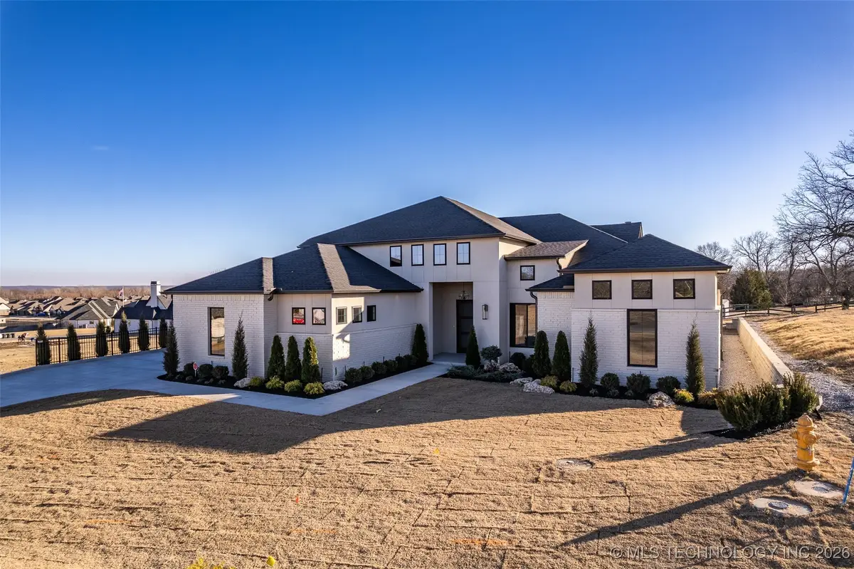 6708 E 153rd Street S, Bixby, OK 74008 - Image #1