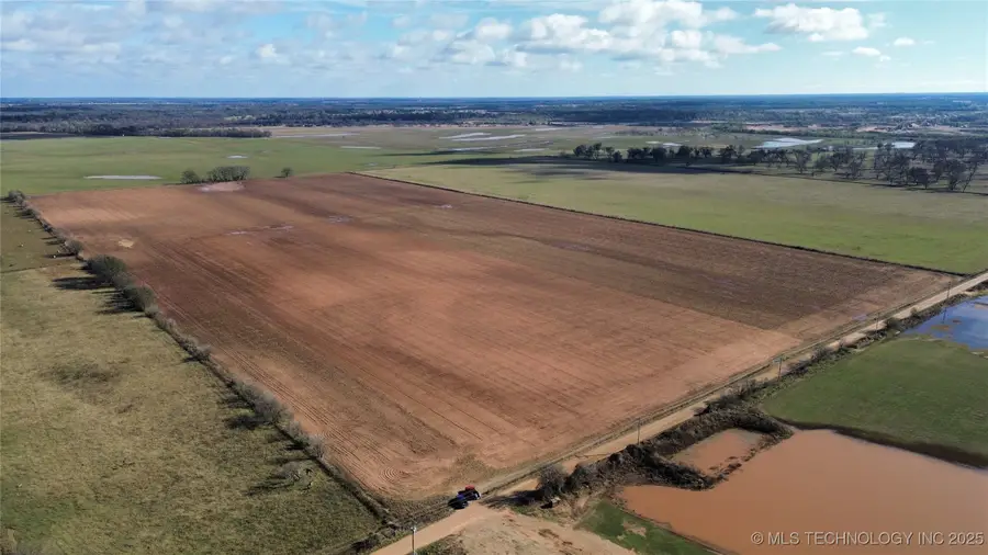 Grassy Lake, Hendrix, OK 74741 - Image #2