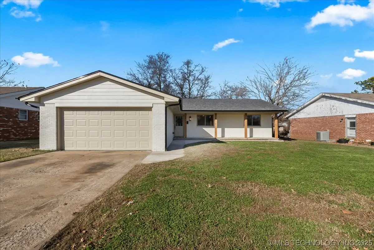 6915 E 18th Street, Tulsa, OK 74112 - Image #1