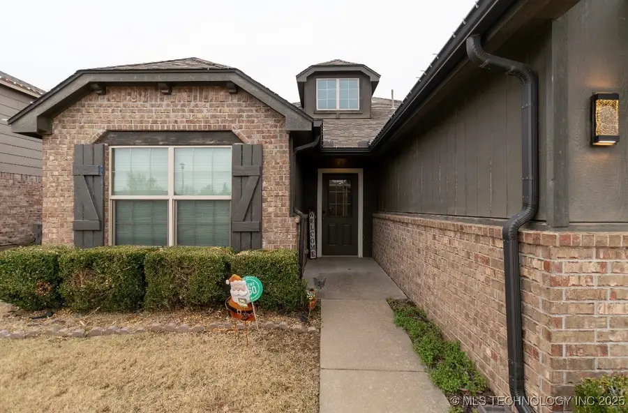 11112 N 146th East Avenue, Owasso, OK 74055 - Image #2