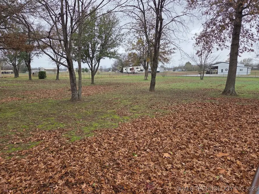 420828 E 1143 Road, Eufaula, OK 74432 - Image #3