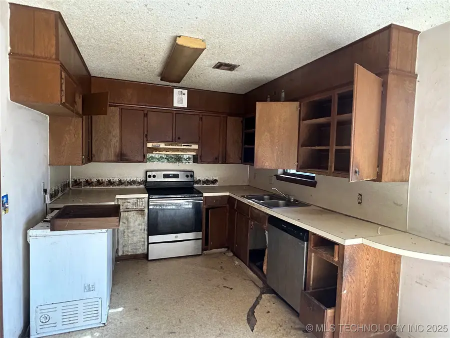 1103 W 20th Street, Claremore, OK 74017 - Image #3