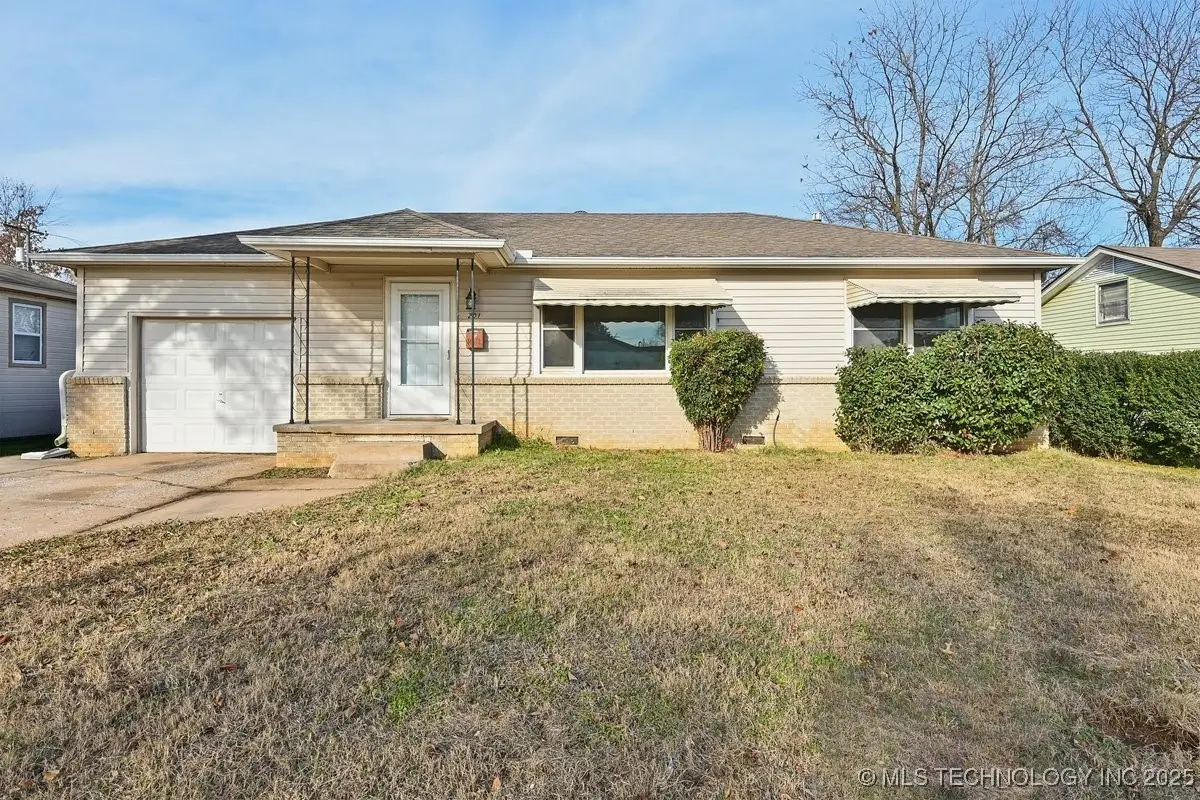 201 E 7th Street, Owasso, OK 74055 - Image #1