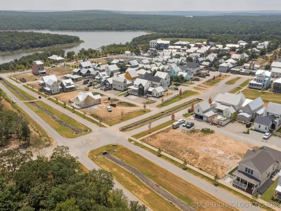 39 Lower Greenway, Carlton Landing, OK 74432 - #2